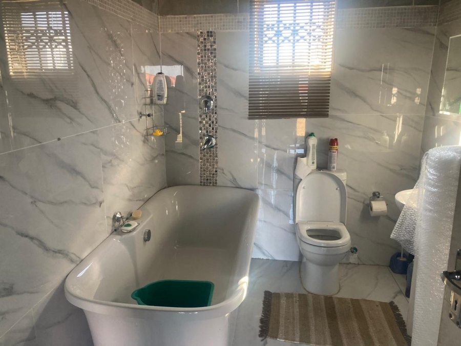 4 Bedroom Property for Sale in King Williams Town Eastern Cape